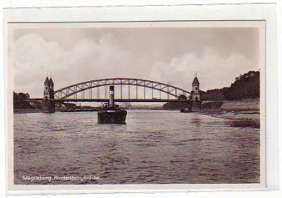 Magdeburg Hindenburgbrücke,Frachtschiff